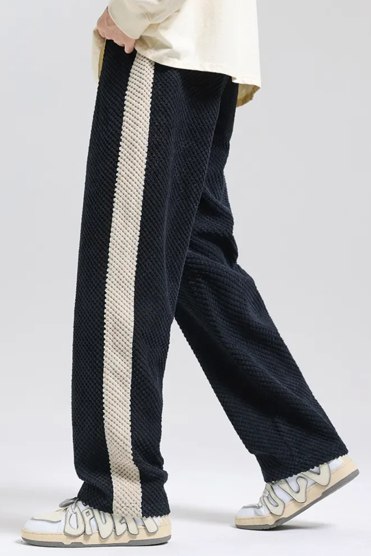 Waffle Corduroy Jogges - Black